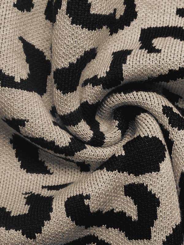 Khaki Autumn and winter retro lace stitching leopard print sweater for wholesale on Faire7