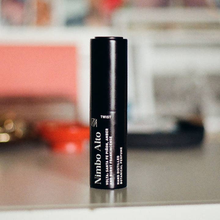 Botanical Perfume for wholesale by Nimbo Alto