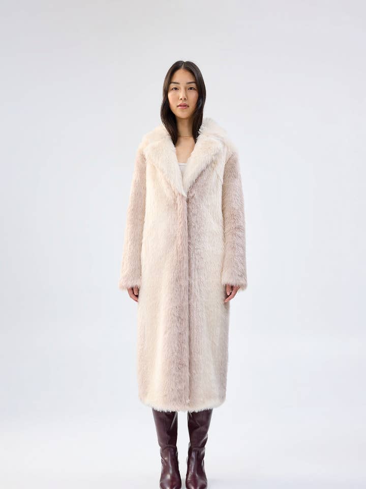 Unreal Fur - Wholesale Fur/faux fur coat – Women's - White Plains Coat0