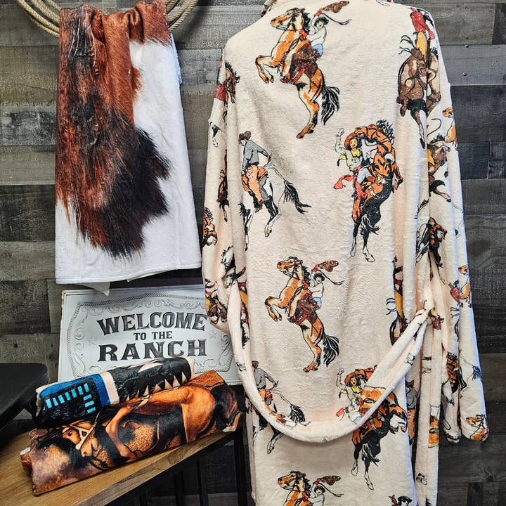 BAHA RANCH WESTERN WEAR - Wholesale Robe - Women's - Vintage Cowgirl Women's Bath Robe3