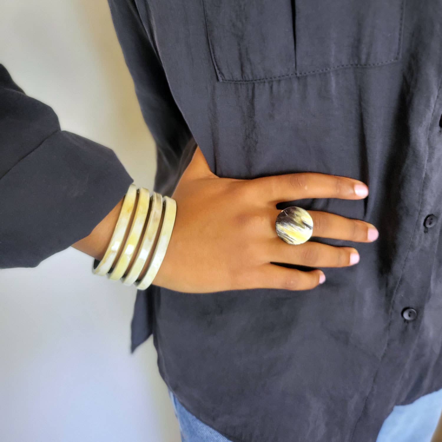 BRANCH JEWELLERY – wholesale Cocktail/statement ring – Black Natural Round Buffalo Horn Ring jewelry Gift for women8