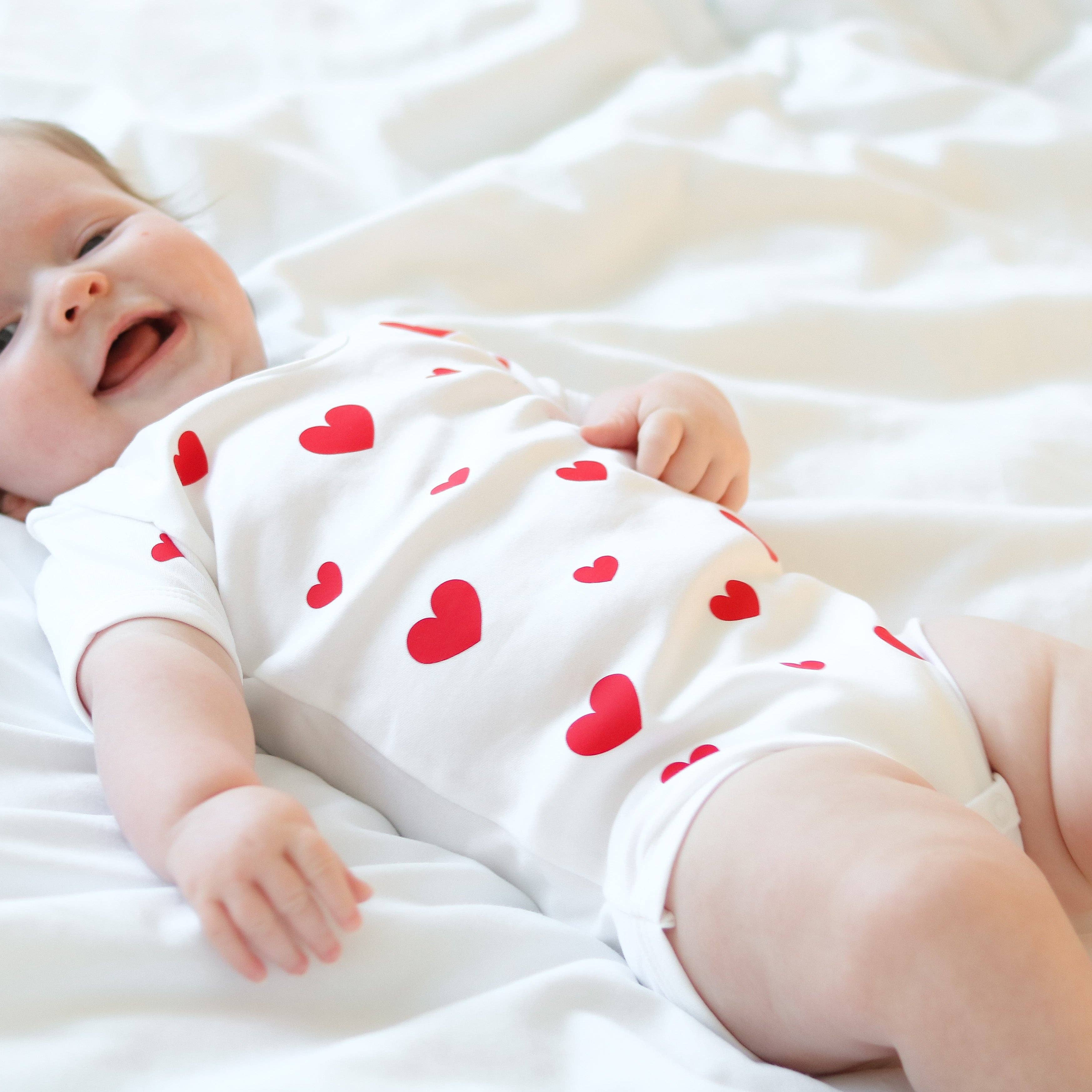 Fred & Noah - Wholesale Bodysuit (Non-Footed) - Baby - Love heart Baby Vest2