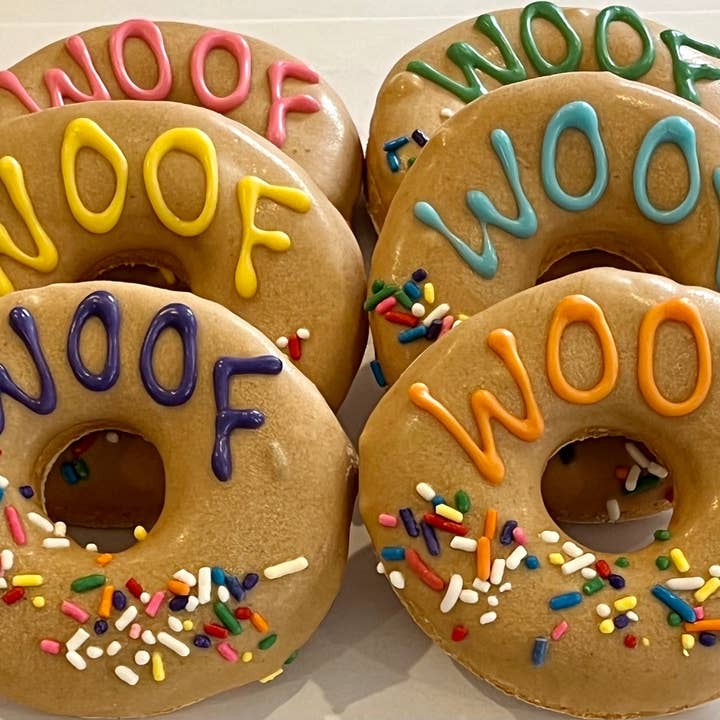 DELCO DOG CO. - Wholesale Pet Treats - Dog - WOOF Doggie Donuts3