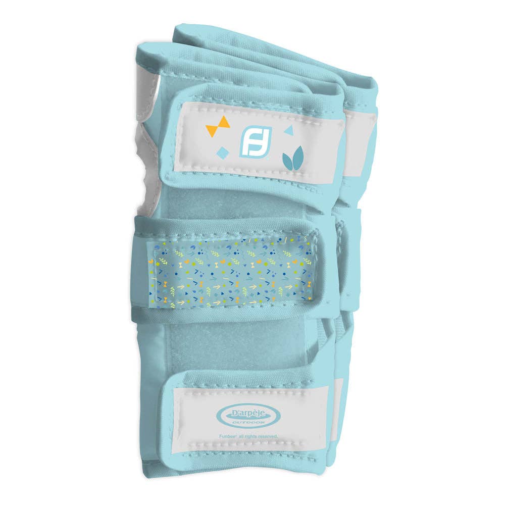 Meroncourt Europe Ltd – wholesale Sporting accessories – FUNBEE Kids Outdoor Protection Set - Blue1