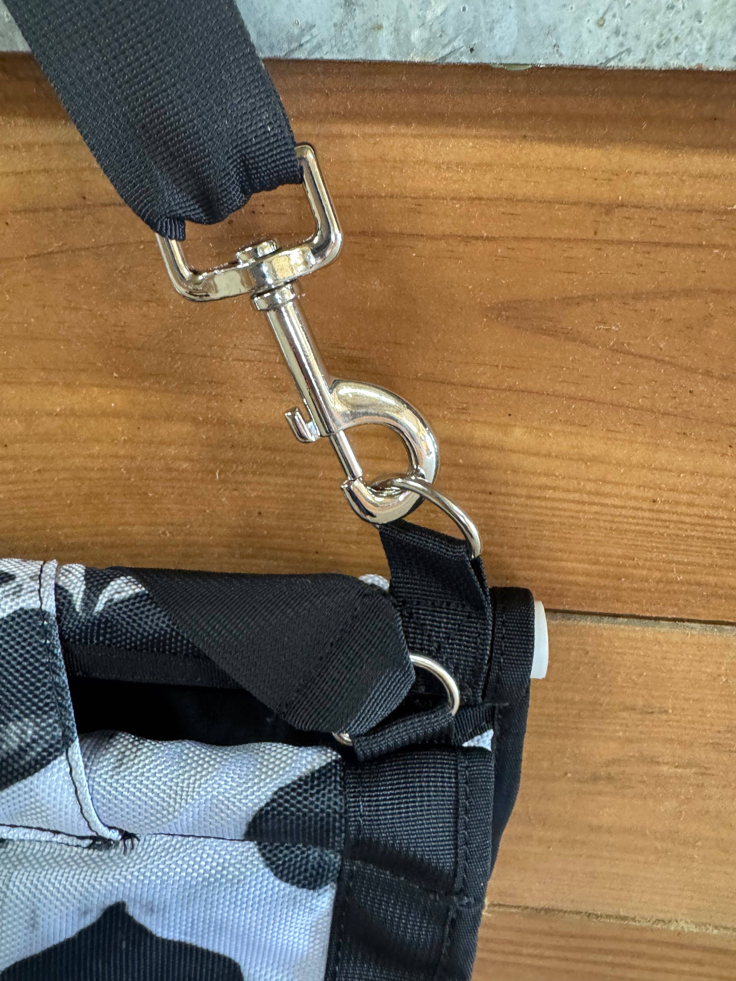 Neon Spur LLC - Wholesale Horseback Riding Gear - Smokin Spades Premium Slow Feed Trailer Hay Bag2