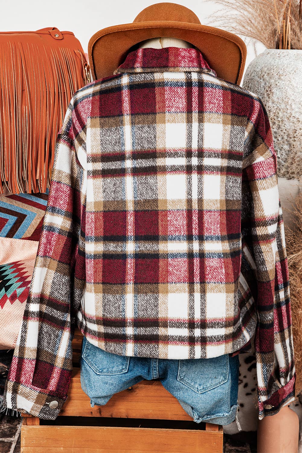 fashionworks - Wholesale Shirt Jacket/Shacket - Women's - Geometric Plaid Print Pocketed Shacket5