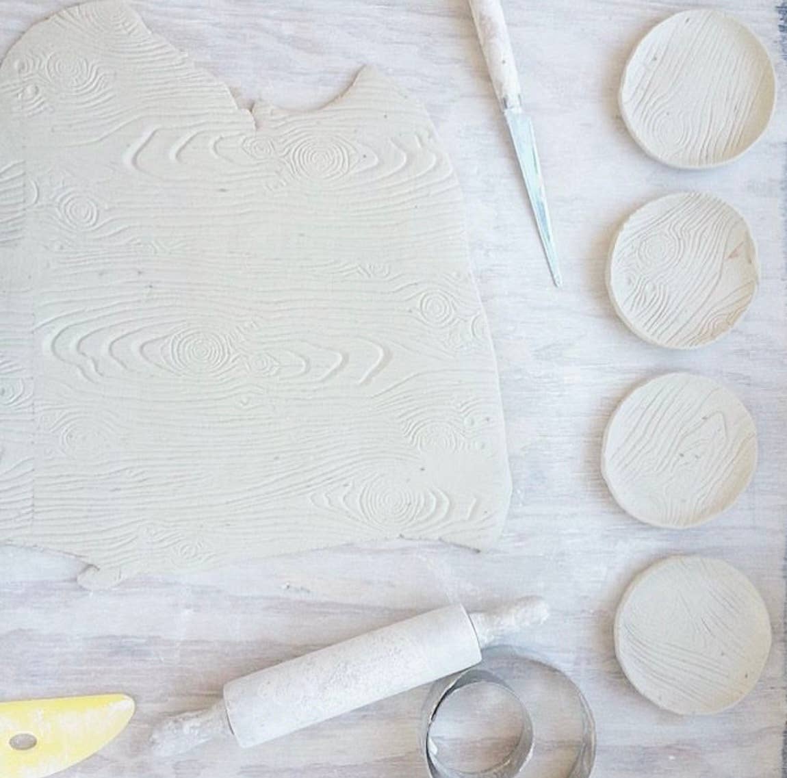 Michelle Barrett Ceramics - Wholesale Jewelry Dish - Woodgrain  Ring Dish1