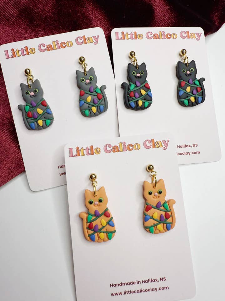 Trasslig Katt Dinglar | Örhängen i Polymerlera för wholesale av Little Calico Clay