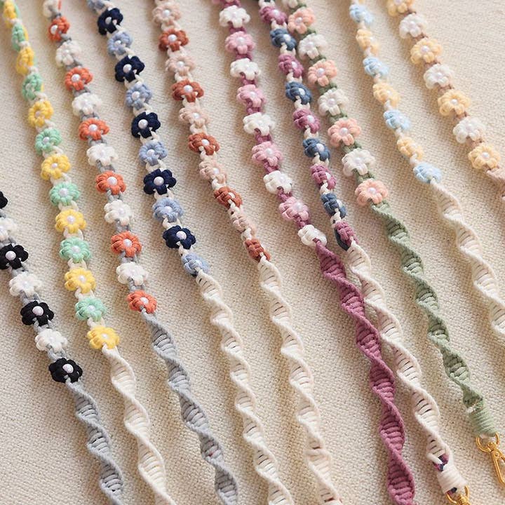 Weavey Studio – wholesale Phonecase strap – Macrame flower twisted pattern lanyard camera phone strap2