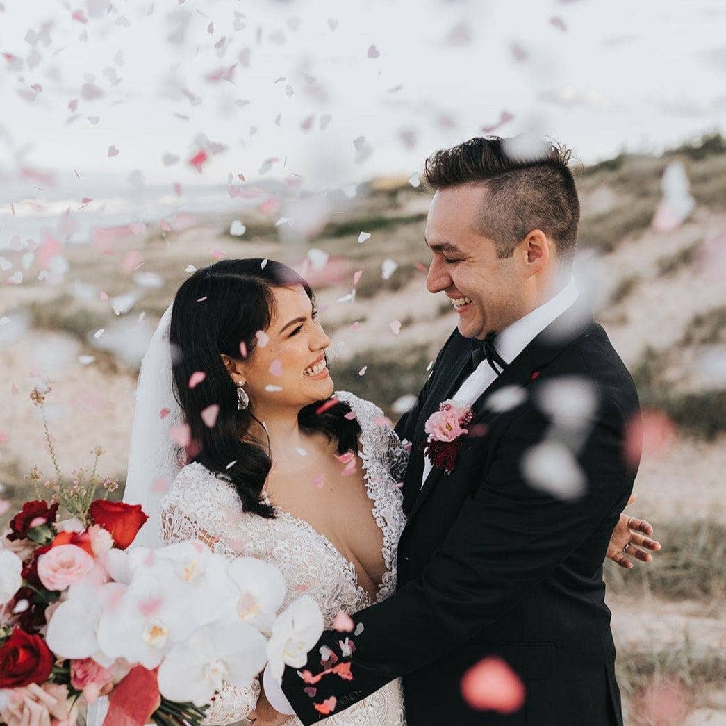 The Whole Bride - Wholesale Confetti - The Confetti Bundle - Heart (Confetti + Cones)3