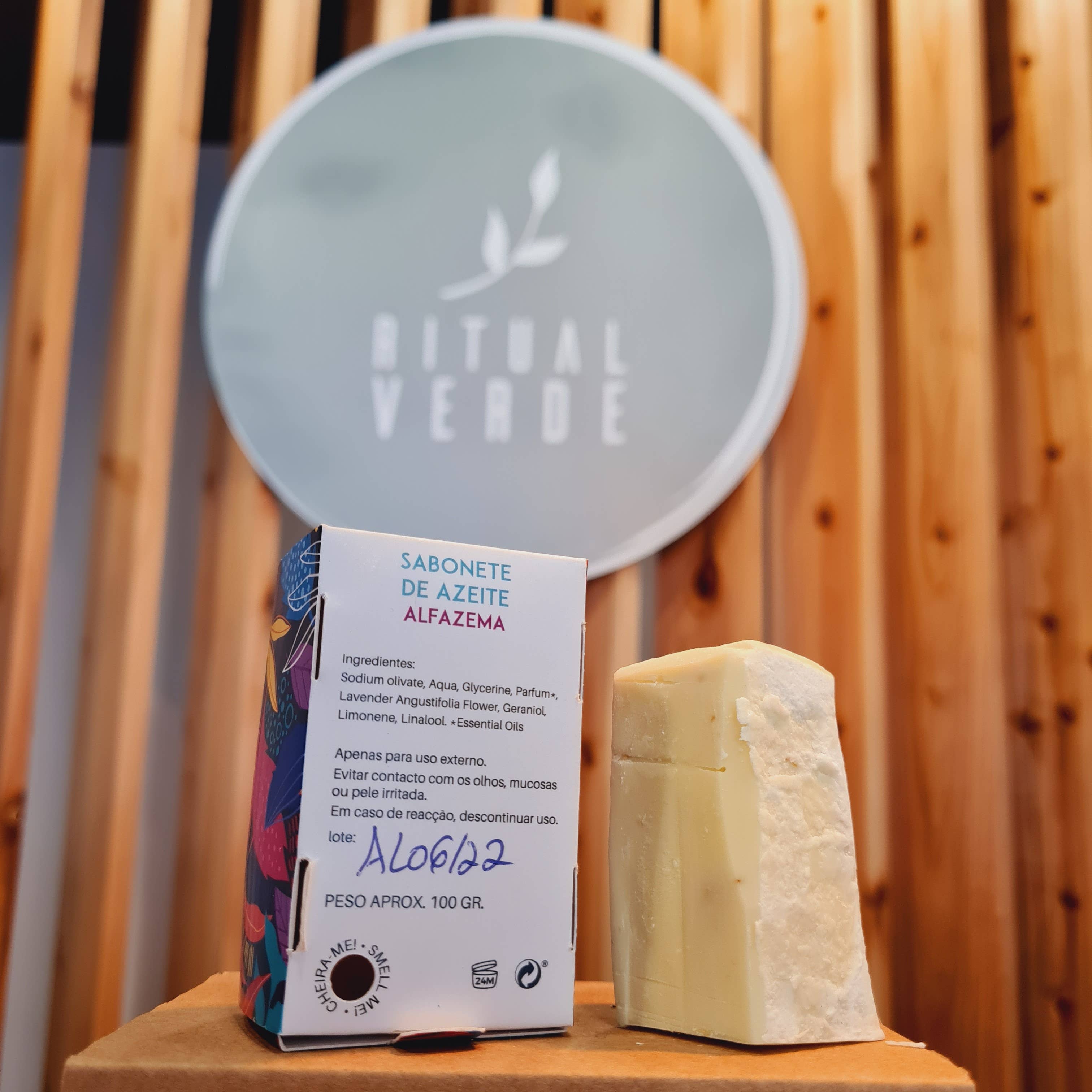 A casa do Sabão - Wholesale Bar Soap - Handmade Olive Oil and Lavender Soap1