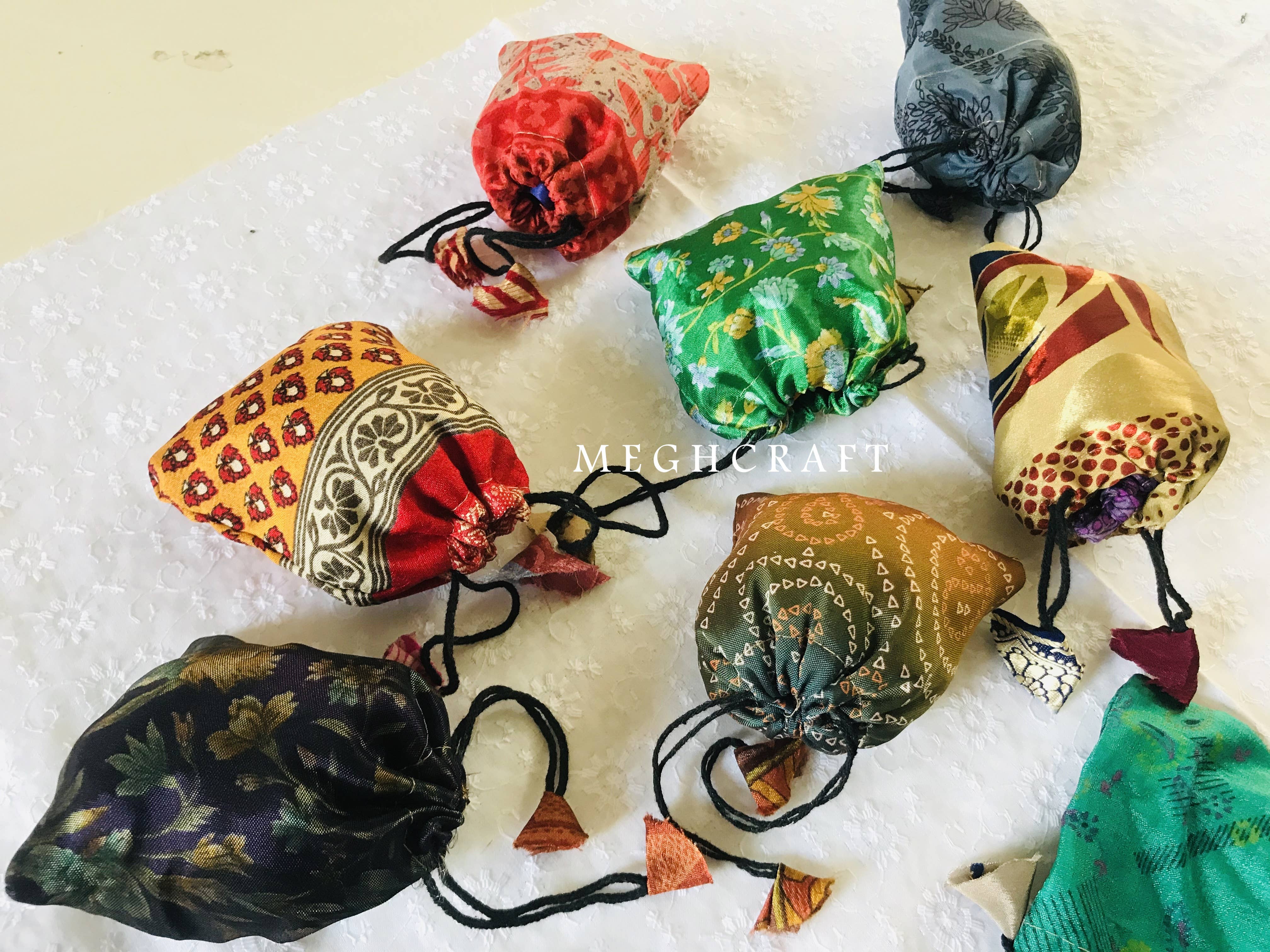 Meghcraft - Wholesale Gift Bag - Malibu Upcycle Silk Jewelry Drawstring Bag-Gift Bag Pack2