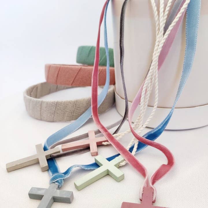 CAPELLINA - Wholesale Wall Cross - COMMUNION CROSSES