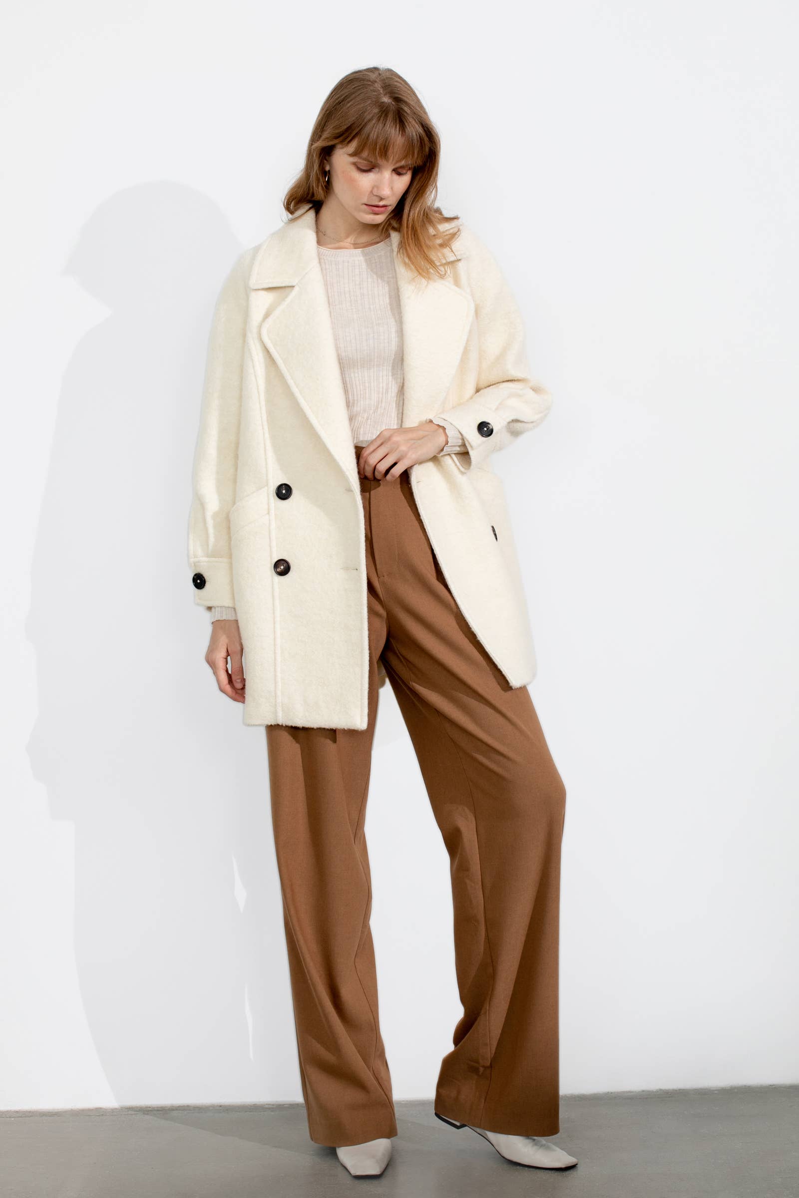 J.ING - Wholesale Coat - Women's - Teddy Coat (Ivory/SandyBrown)8