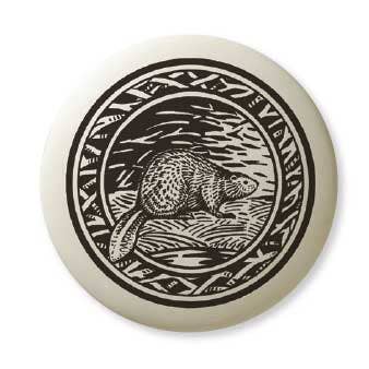 Coffret cadeau pendentif en porcelaine castor pour la vente par Touchstone Pottery