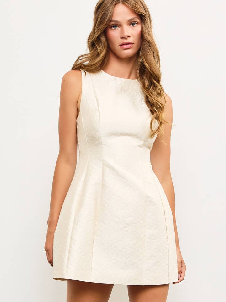 ROBE EMBO DIZZY FLORAL SANS MANCHES PRINCESS LINE pour la vente par Mustard Seed