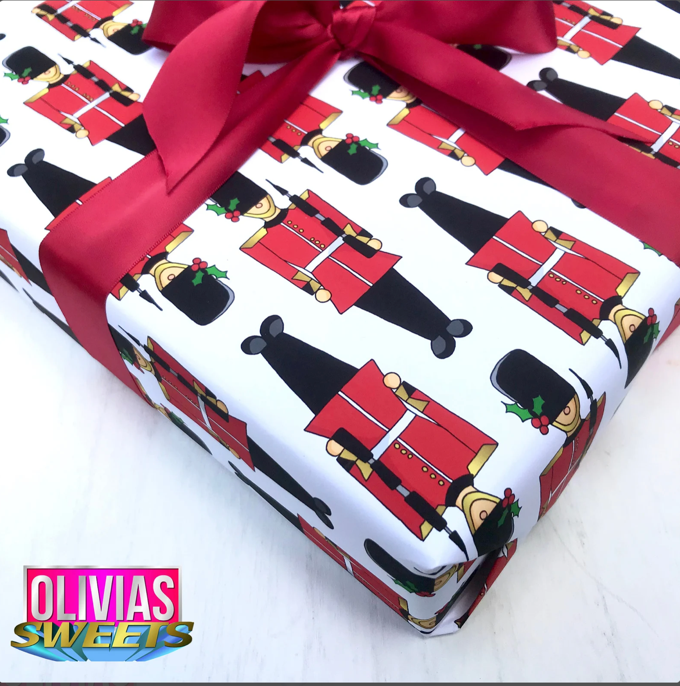 Olivias Paper – papel de embrulho por atacado – Papel de Embrulho de Presente Royal London Guard2