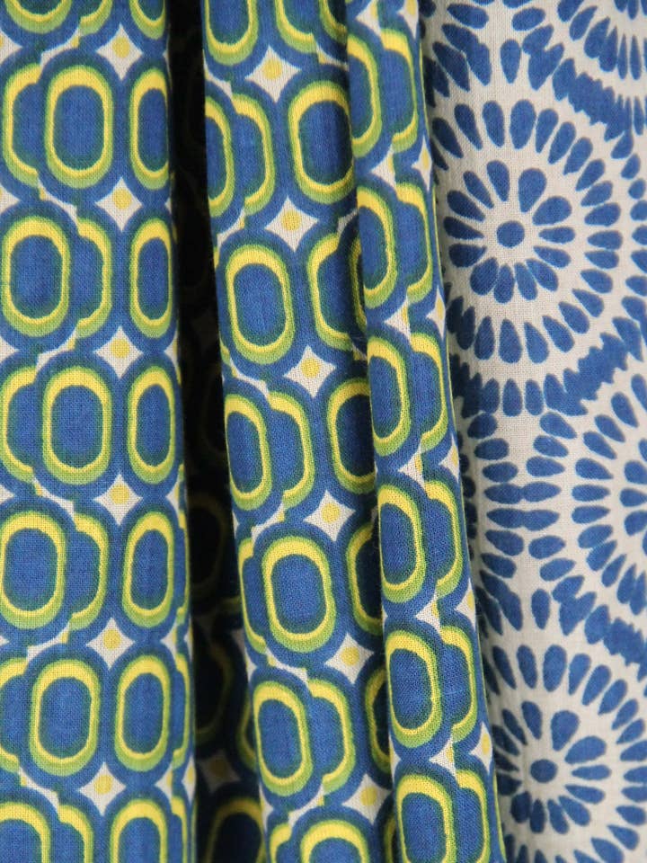 Foulard Cotone Bio Peonia Marina per la vendita all'ingrosso da parte di Les Belles Vagabondes