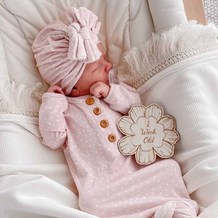 Daisy Milestones for wholesale by Luca & Co