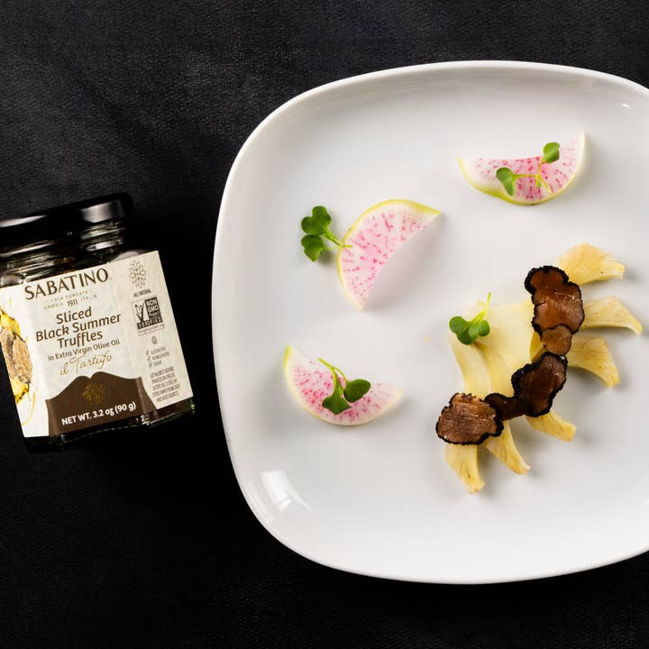 Sabatino Truffles - Wholesale Dried/Dehydrated Vegetables - Sliced Black Summer Truffles in Extra Virgin Olive Oil