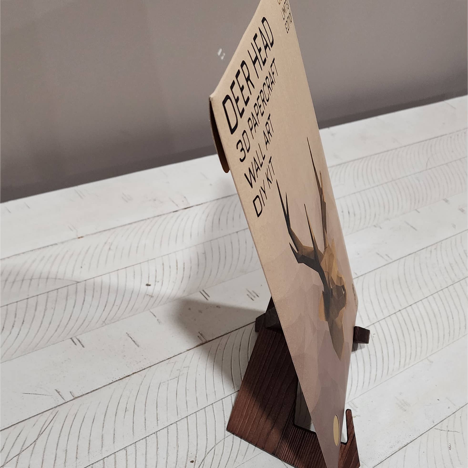 PAPERCRAFT WORLD – Engroshandel DIY-hobbysæt – Guld Rådyrhoved i Papir Origami Vægkunst6