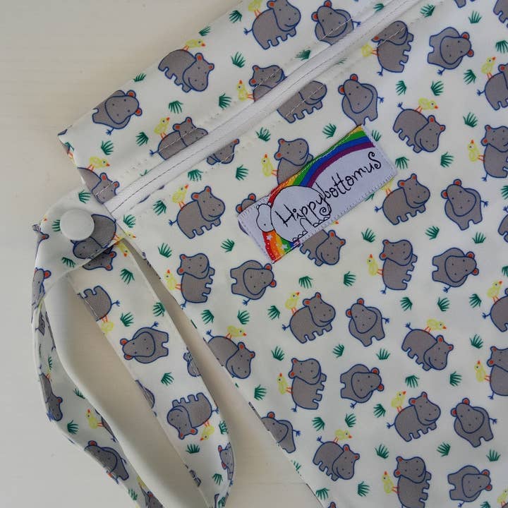 Wetbag - Small Single Zipper for wholesale by Hippybottomus