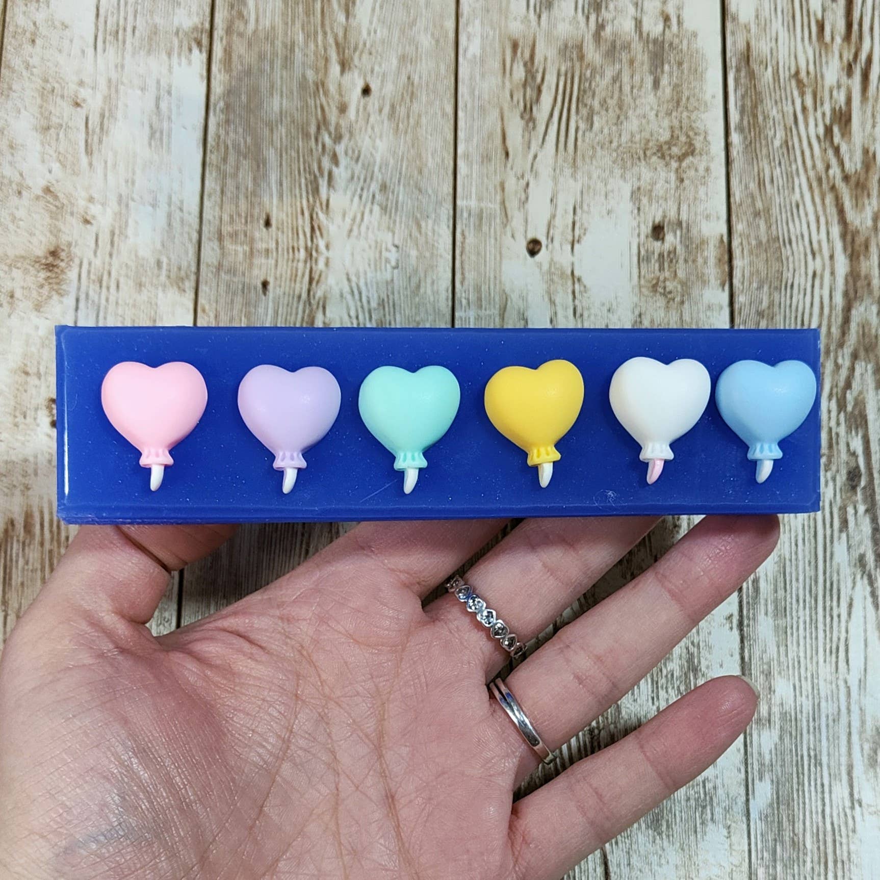 Serena Creazione di Serena Stampone - Wholesale DIY Craft Kit - Mold 6 Heart Balloons 2cm in silicone for resin, plaster5