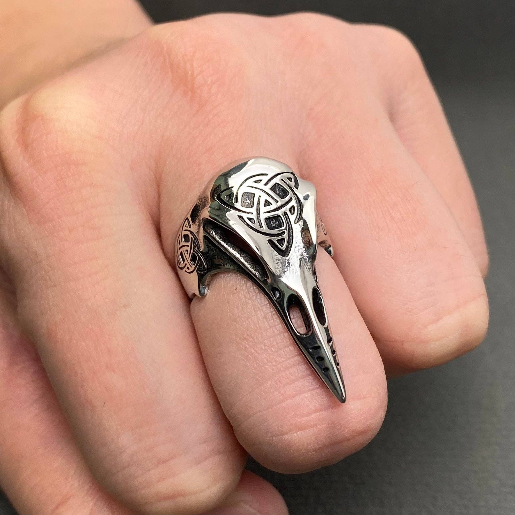Mio Queena – wholesale Signet ring – Trinity Knot Viking Celtic Crow Skull S.Steel Ring - MJ/MR1