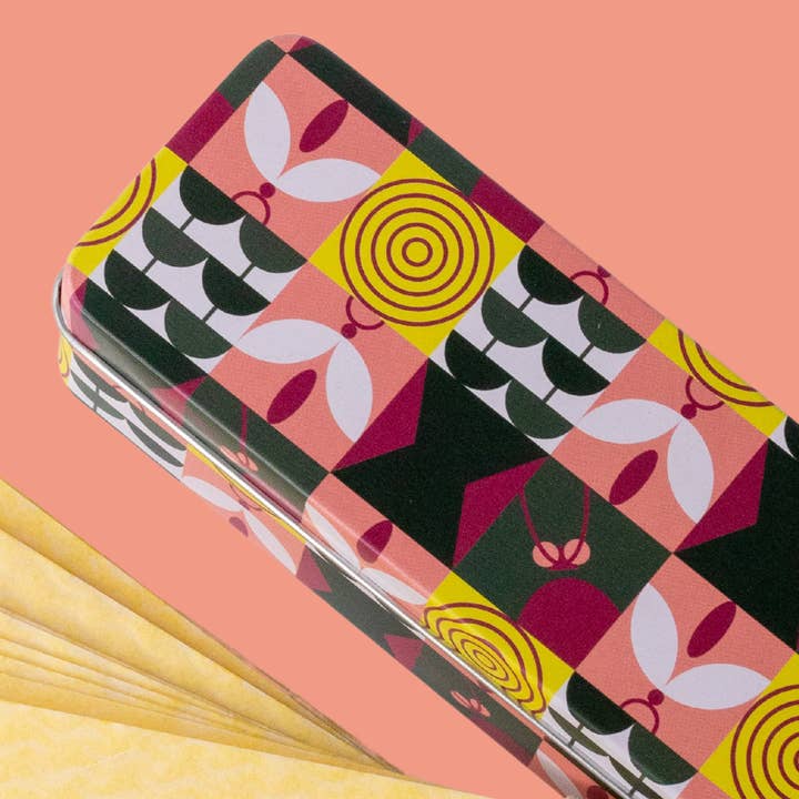 We The Wild Plant Care USA - Wholesale Garden Tool - Gnat Sticky Traps with Tin Box 20 pk3