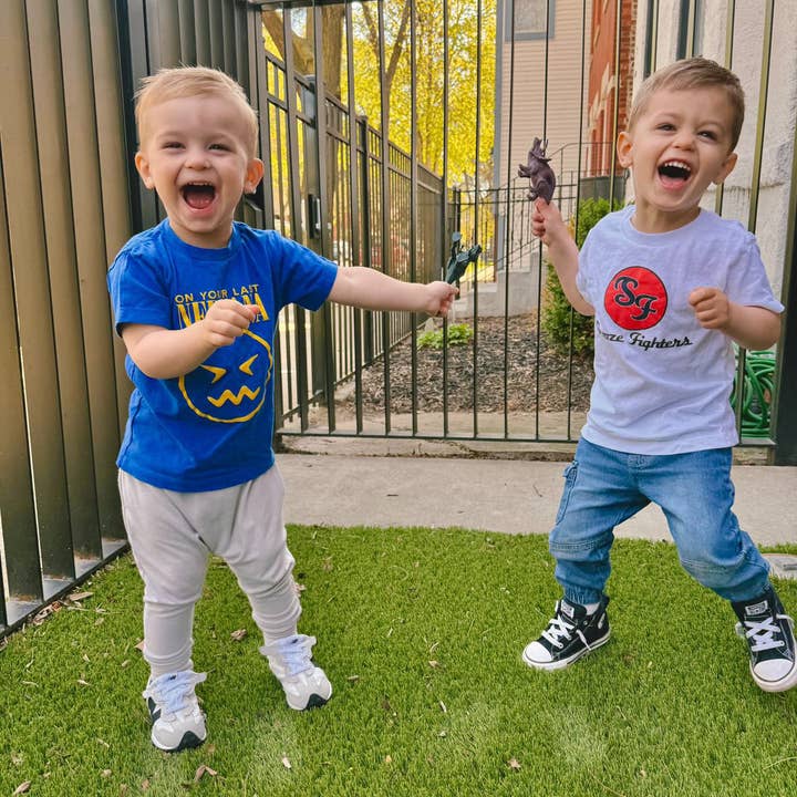 PÅ DIN SIDSTE NERVANA T-shirt til børn for engroshandel hos Little Groupies