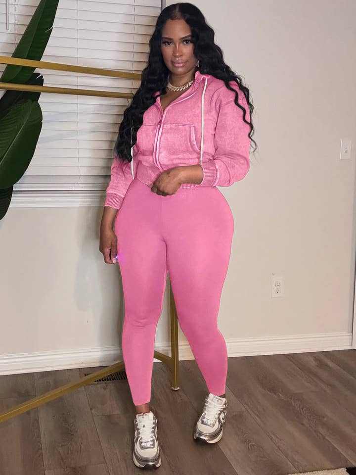 MB Fashion Wholesale - Wholesale Activewear Set - Women's - MB FASHION Cropped Zip-Up Hoodie & High-Waist Leggings Set 50892