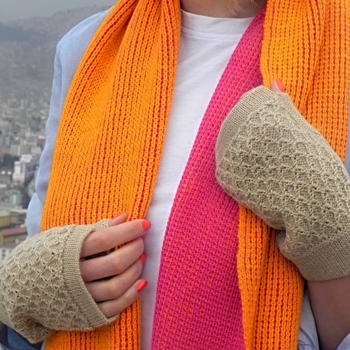 TINKU - Celebrating Bolivian Heritage - Vendita all'ingrosso Stola - Donna - Sciarpa bifacciale 100% BABY ALPACA (YANANTIN) dalla Bolivia 1