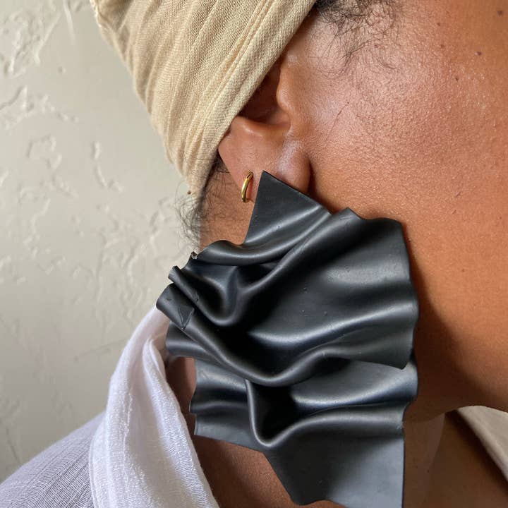 Peaceable Element - Wholesale Dangle Earrings - Clay Statement Unique Earrings - Gold & Black