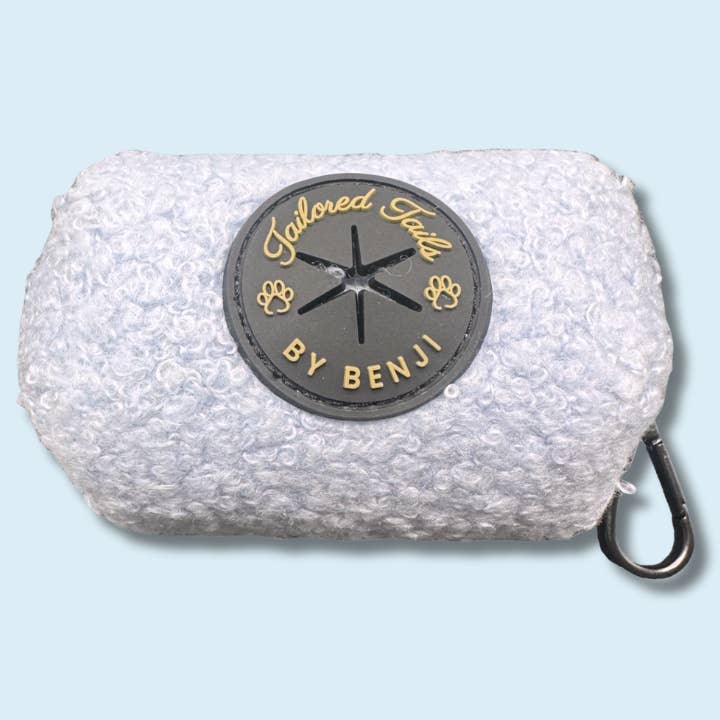 Portabolsas para Excrementos Aqua Dreams para venta al por mayor de Tailored Tails by Benji