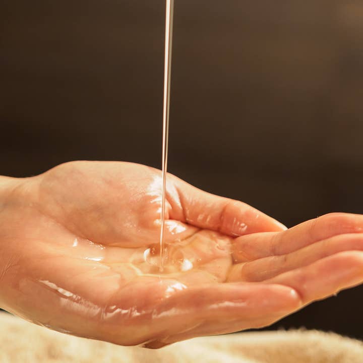 BeSeduced (Passionate) Massage Oil (Spa Back Bar) for wholesale by BeLoved Box