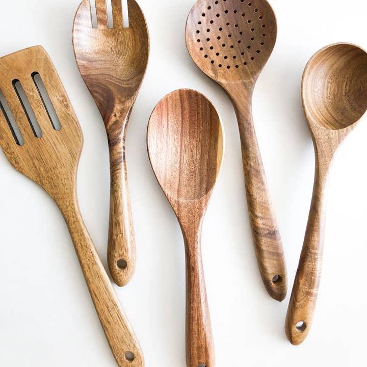 Smile Boutiques - Wholesale Kitchen Utensil Set - Natural Acacia Wood Kitchen Utensil Set
