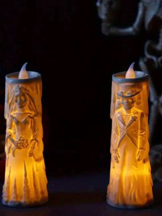 LED Skull Bride & Groom Candle Set for wholesale by Cielito Lindo