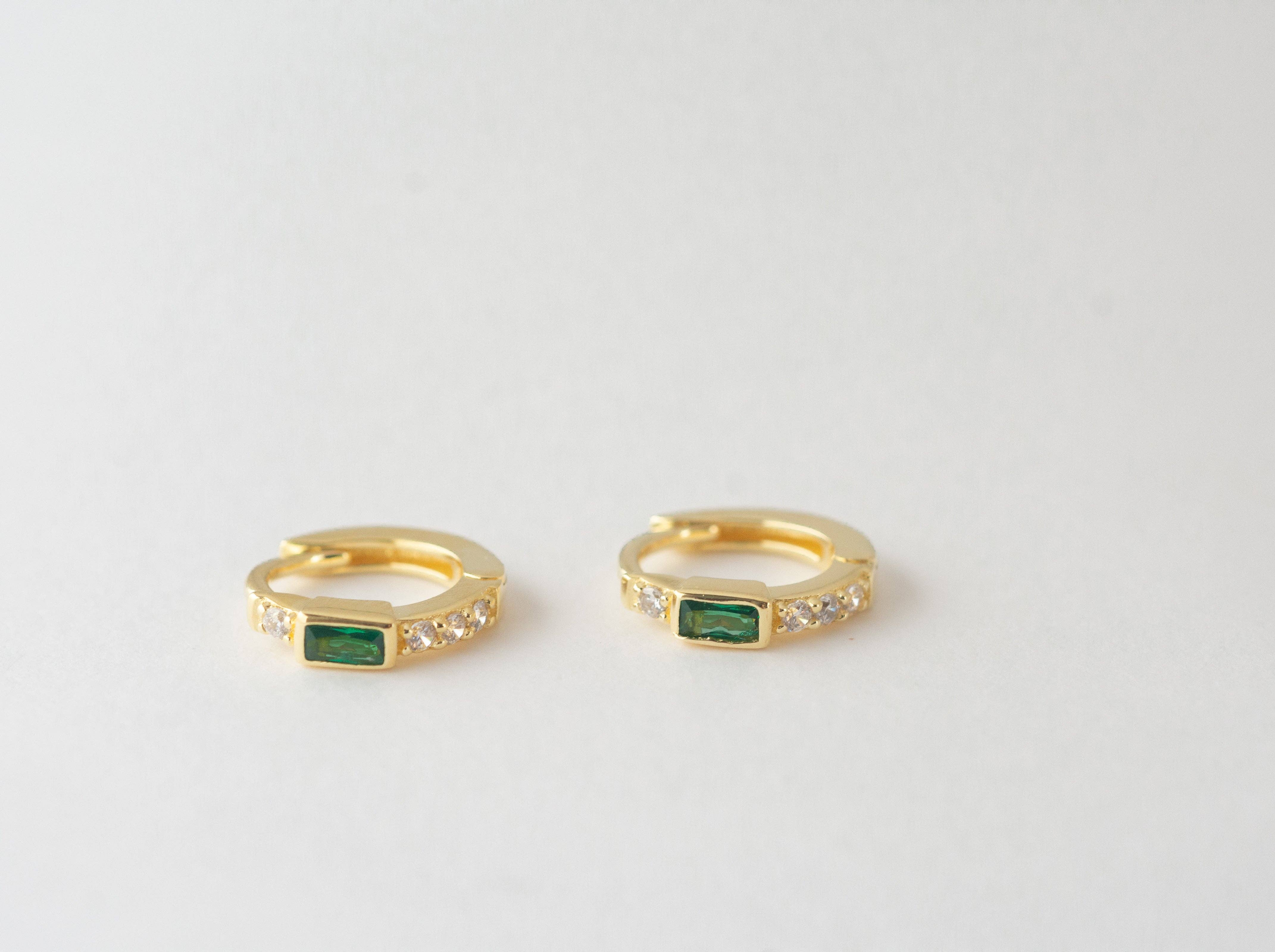 Sami Jewels - Wholesale Huggie Earrings - Emerald Baguette Huggie Earrings2