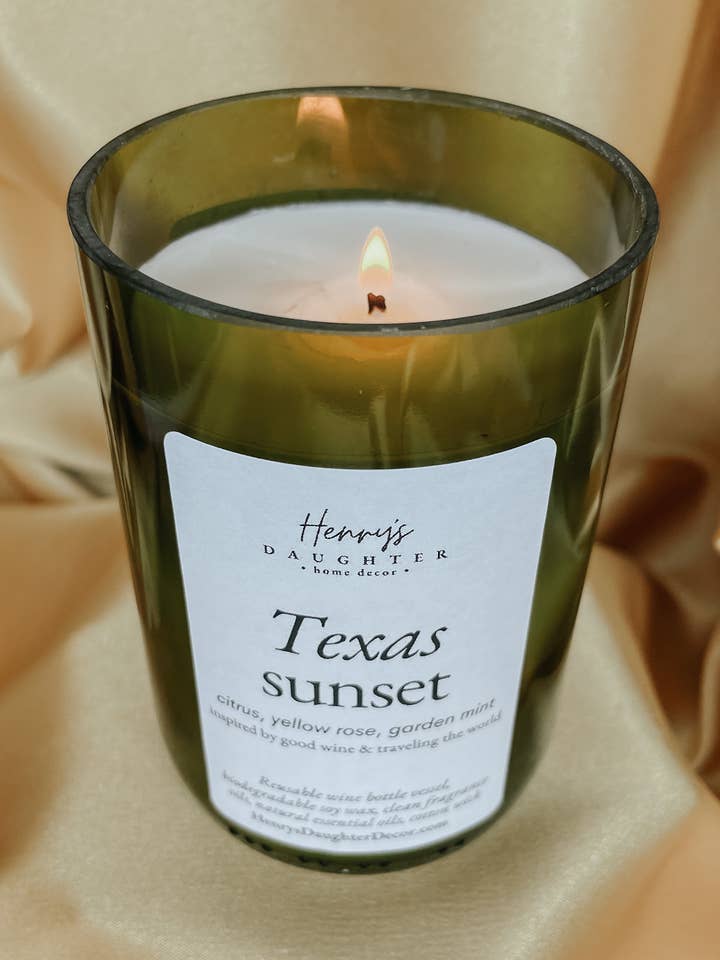Texas Sunset (Grapefrugt Mint) Vinflaske Candle for engroshandel hos Henry’s Daughter Home Decor