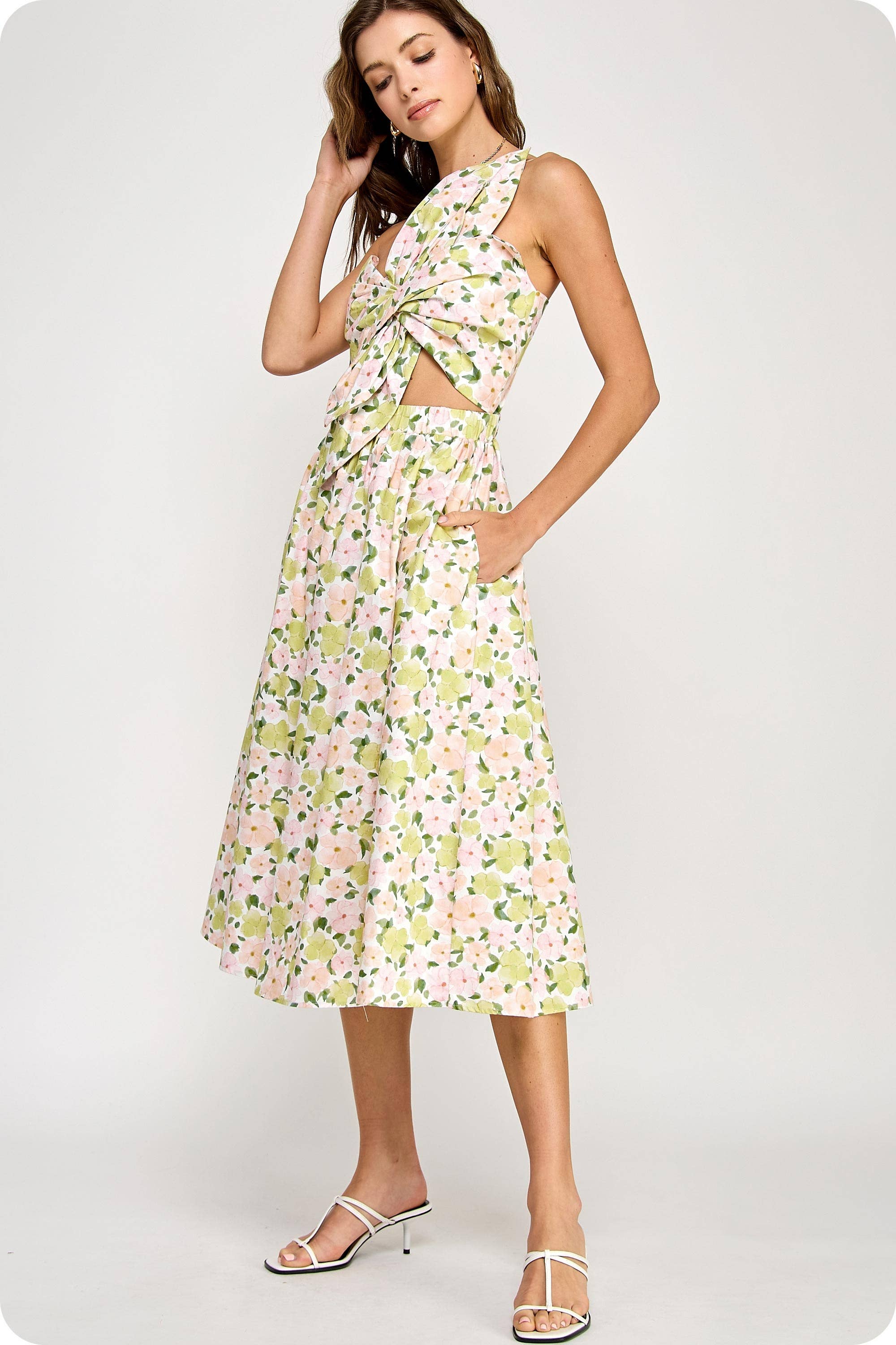 Strut & Bolt - Wholesale Dress - Women's - Knotted Flower Bow Floral Print Midi Dress10