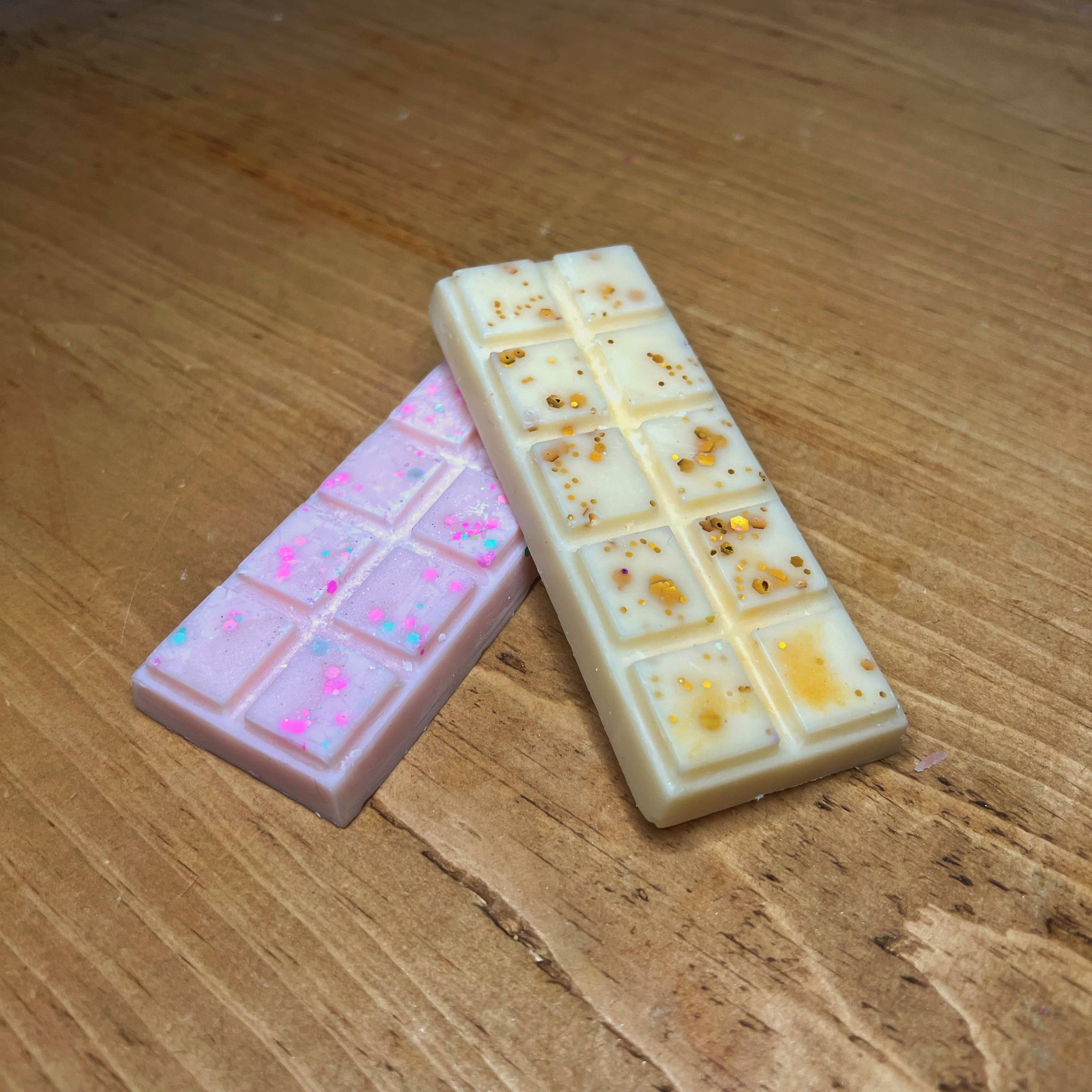 The Melting Room – wholesale Wax melt – 2x5 snap bar clamshells1