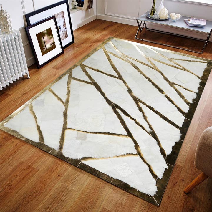 Karelias And Sons – wholesale Area rug – White & Gold Plush Shaggy Rug