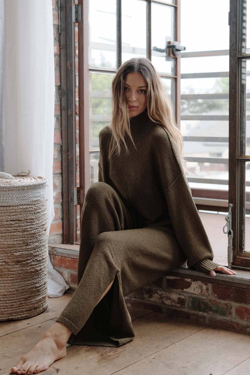 Promesa USA - Wholesale Pullover-trui - Dames - Gebreide Trui met Textuur en Zichtbare Naden met Opstaande Kraag3