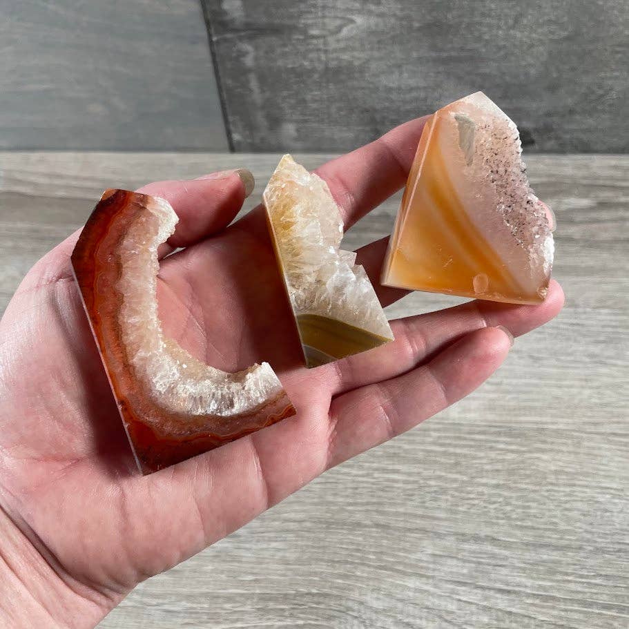 Keystone Crystals - Venta al por mayor Piedras/cristales espirituales - Obelisco de Cornalina Druzy - Punto de Energía de Cristal1