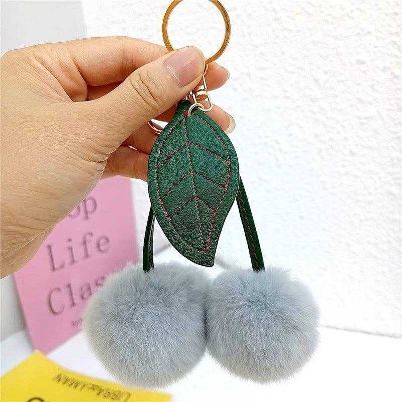 FurDecoration - Vendita all'ingrosso Portachiavi - Donna - Portachiavi soffice a pompon con pelo di coniglio Rex a forma di ciliegia2