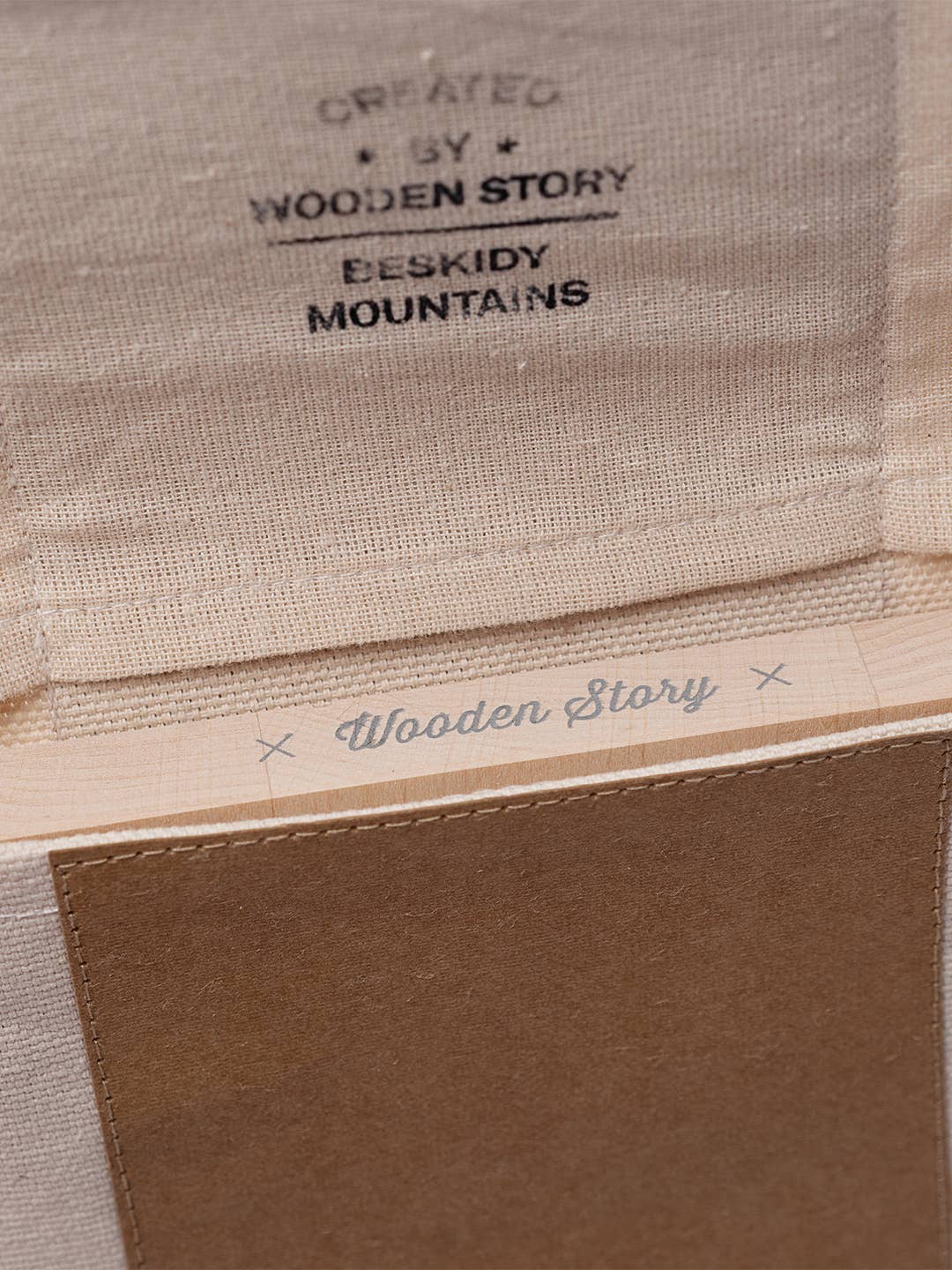 Living Refinery – Brinquedo de madeira - Crianças por atacado – Wooden Story - Quadro Montessori para Traçar Números com Bolinhas9