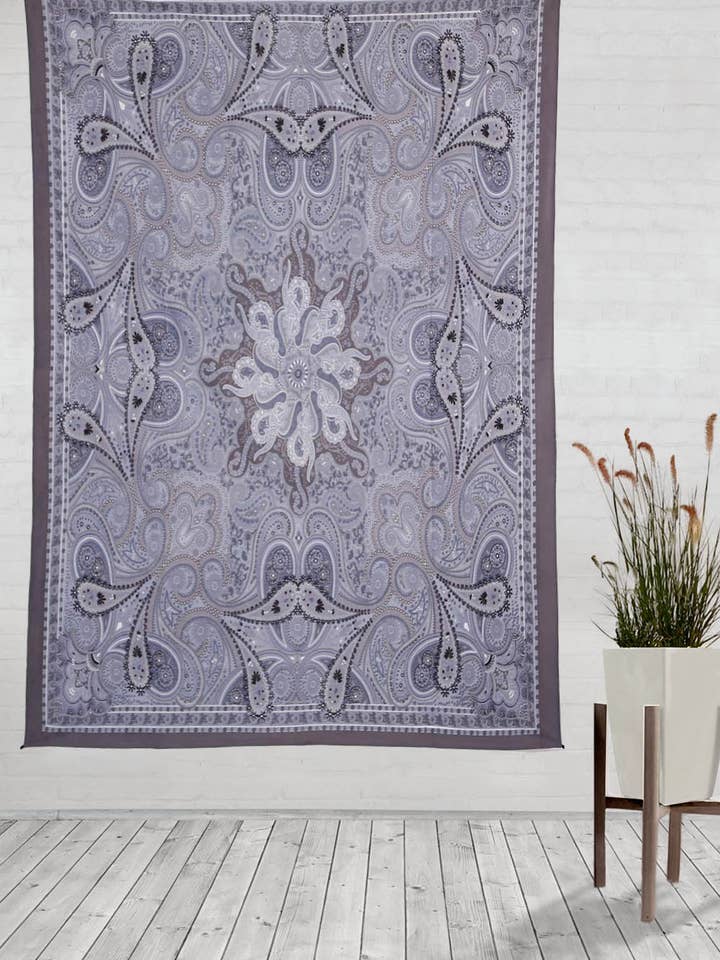 Tapisserie grise Infinity Star, tapisseries de dortoir bohème, hippie pour la vente par Sunshine Joy