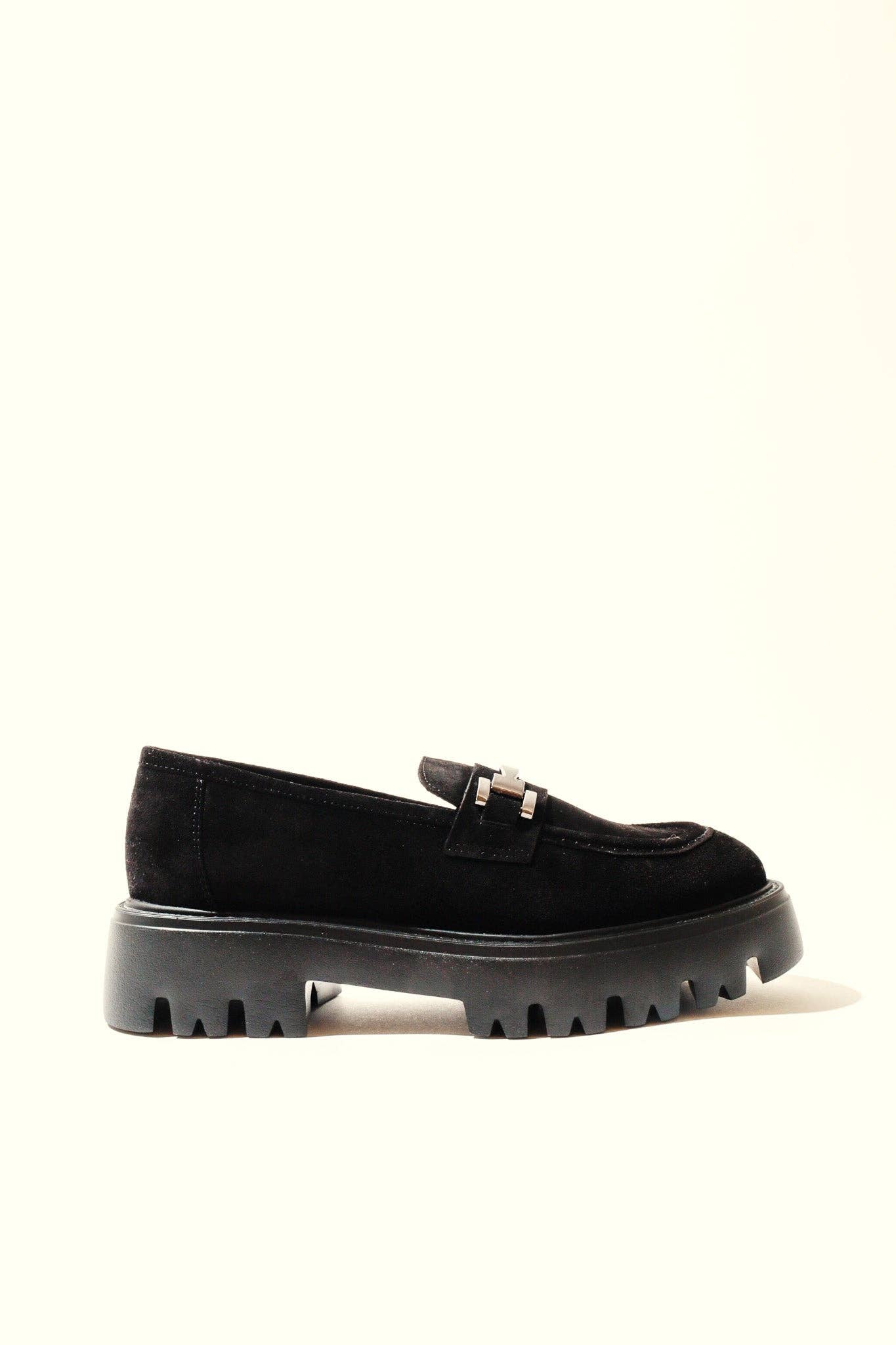 KMB Shoes - Wholesale Loafers - Women's - AINOHA BLACK – Suede Loafers with Horsebit and Extra-Light Sole1
