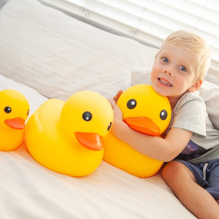 Afri-Imports - Wholesale Toy Car/Truck - Kids - BFG Duckies from FiZZLeS - Large Yellow Bath Ducks (3 sizes)6