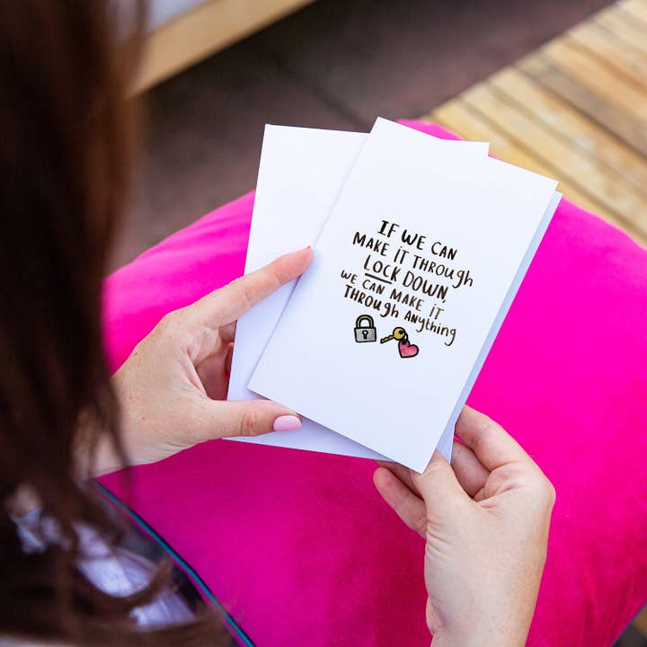 Si nous pouvons passer par une carte de vœux verrouillée pour la vente par Ellie Ellie LTD